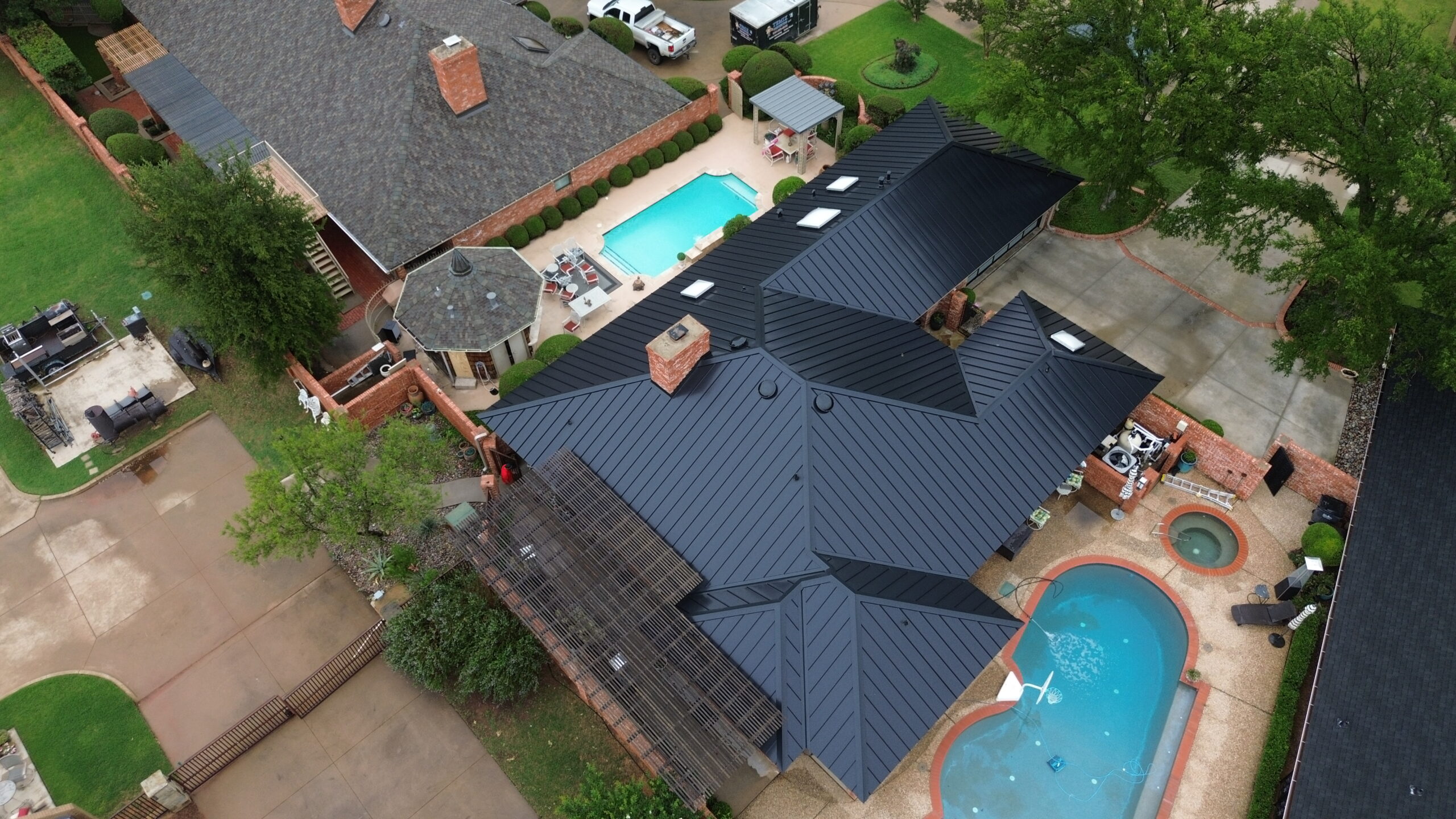 Load Bearing Considerations for New Roofing Materials
