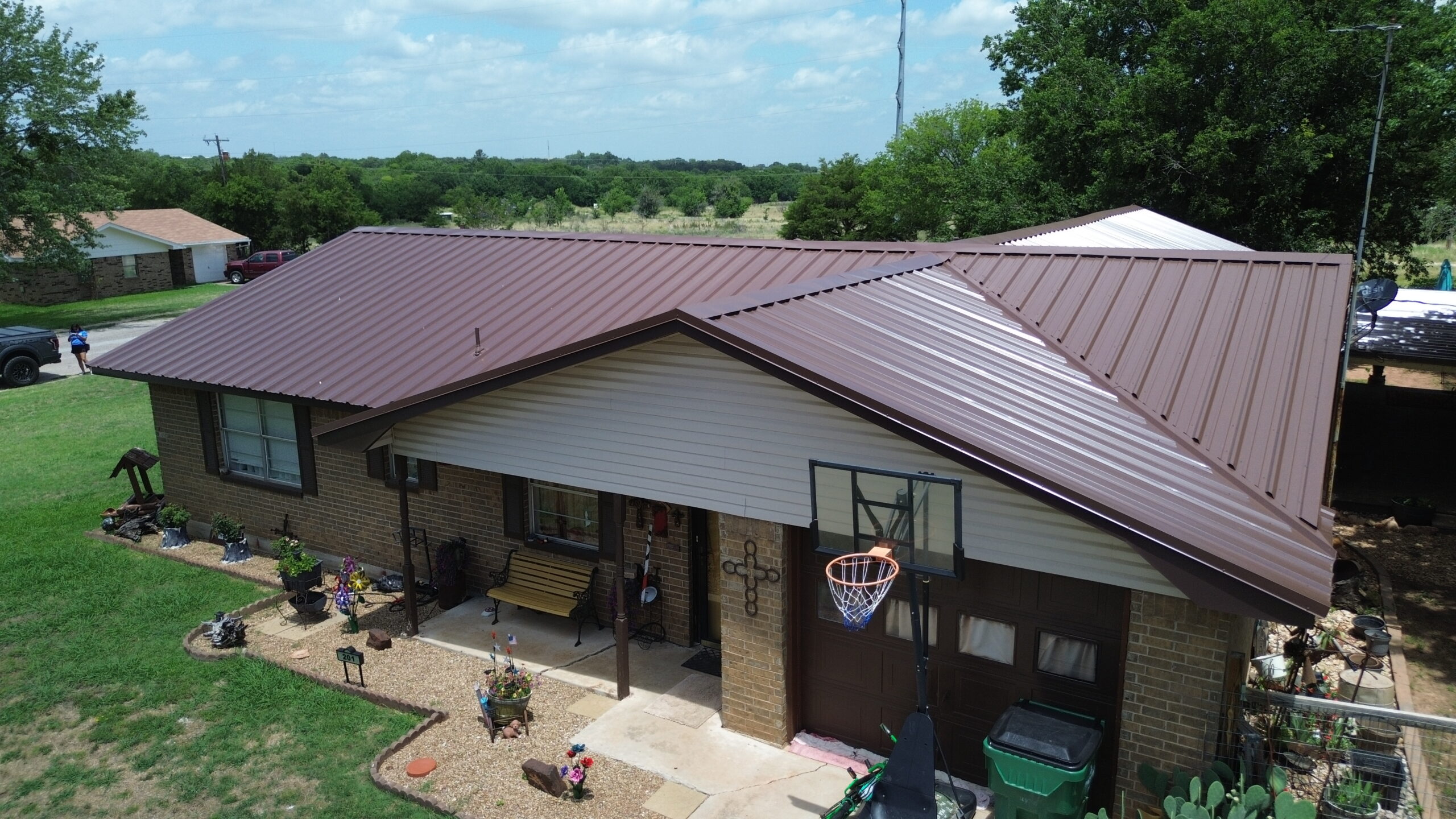Choosing the Right Roofing Material