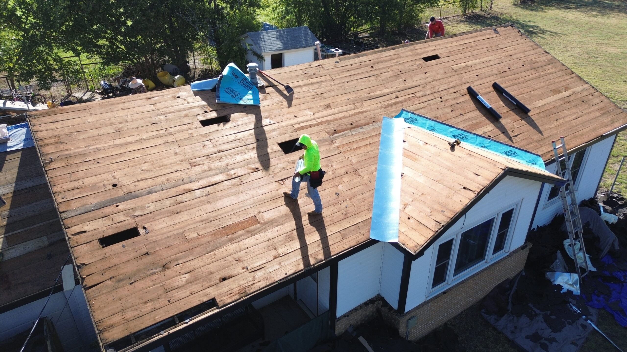Managing Communication Throughout the Project